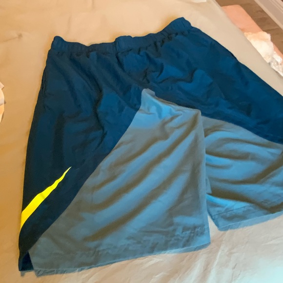 Swim suit Nike🔥🔥🔥🔥 - Picture 2 of 4